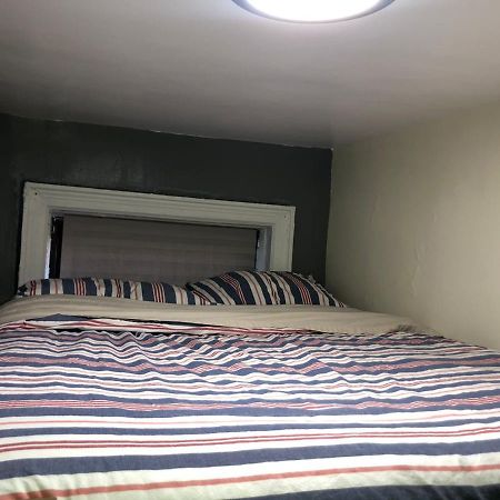 Private Room In A Shared Apartment 15 Minutes To Times Square! New York Extérieur photo
