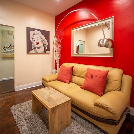 Private Room In A Shared Apartment 15 Minutes To Times Square! New York Extérieur photo